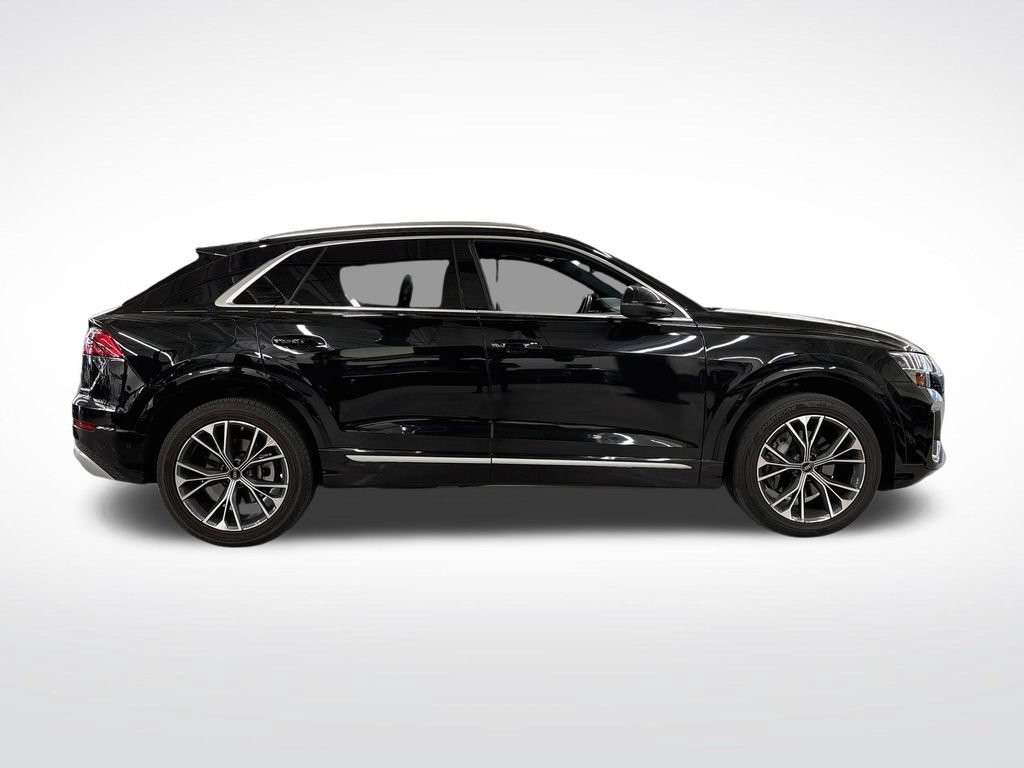 Used 2025 Audi Q8 Premium Plus w/ Premium Plus Package AWD/4WD image 6