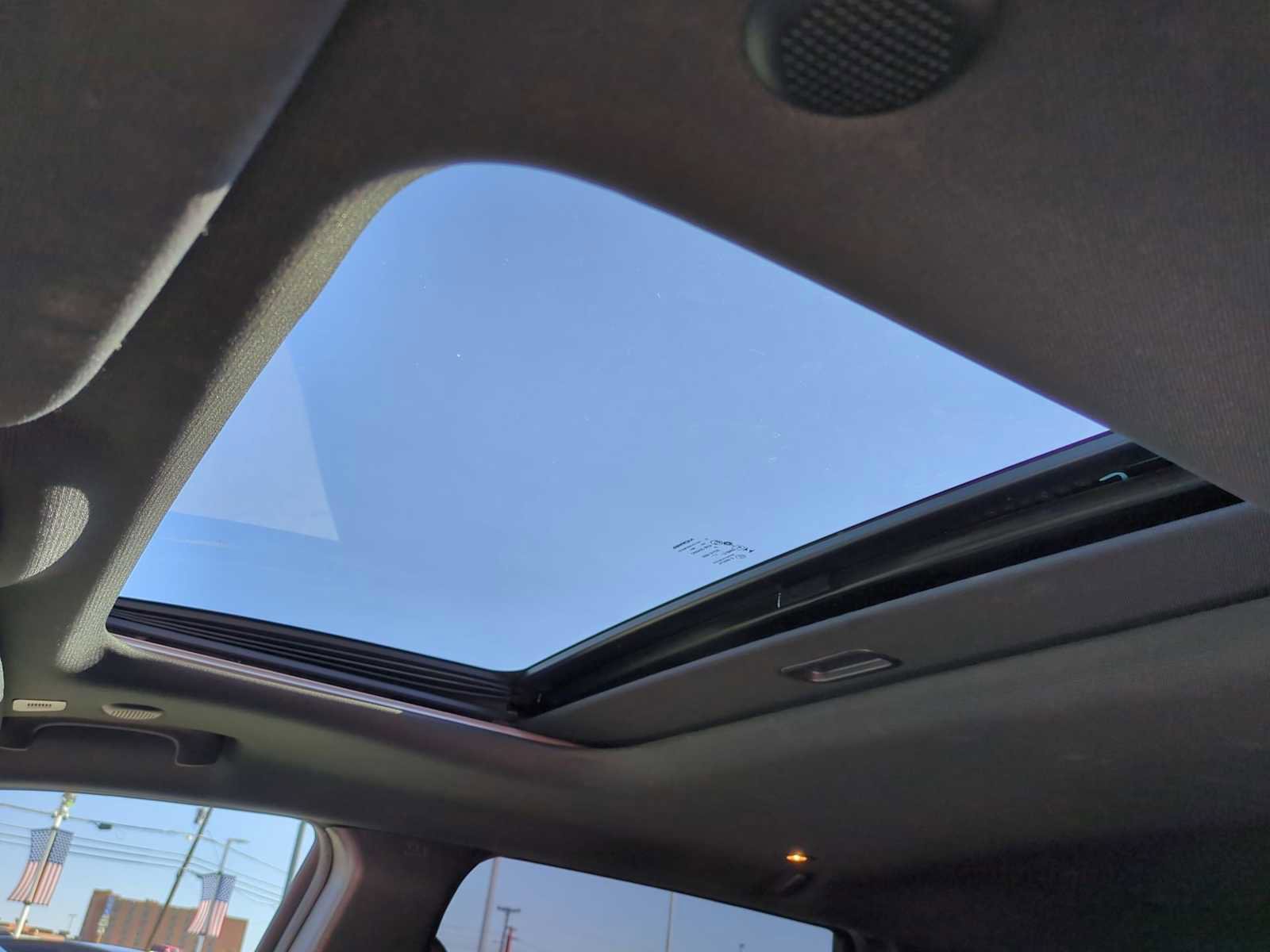 Used 2018 Jeep Grand Cherokee Altitude image 19