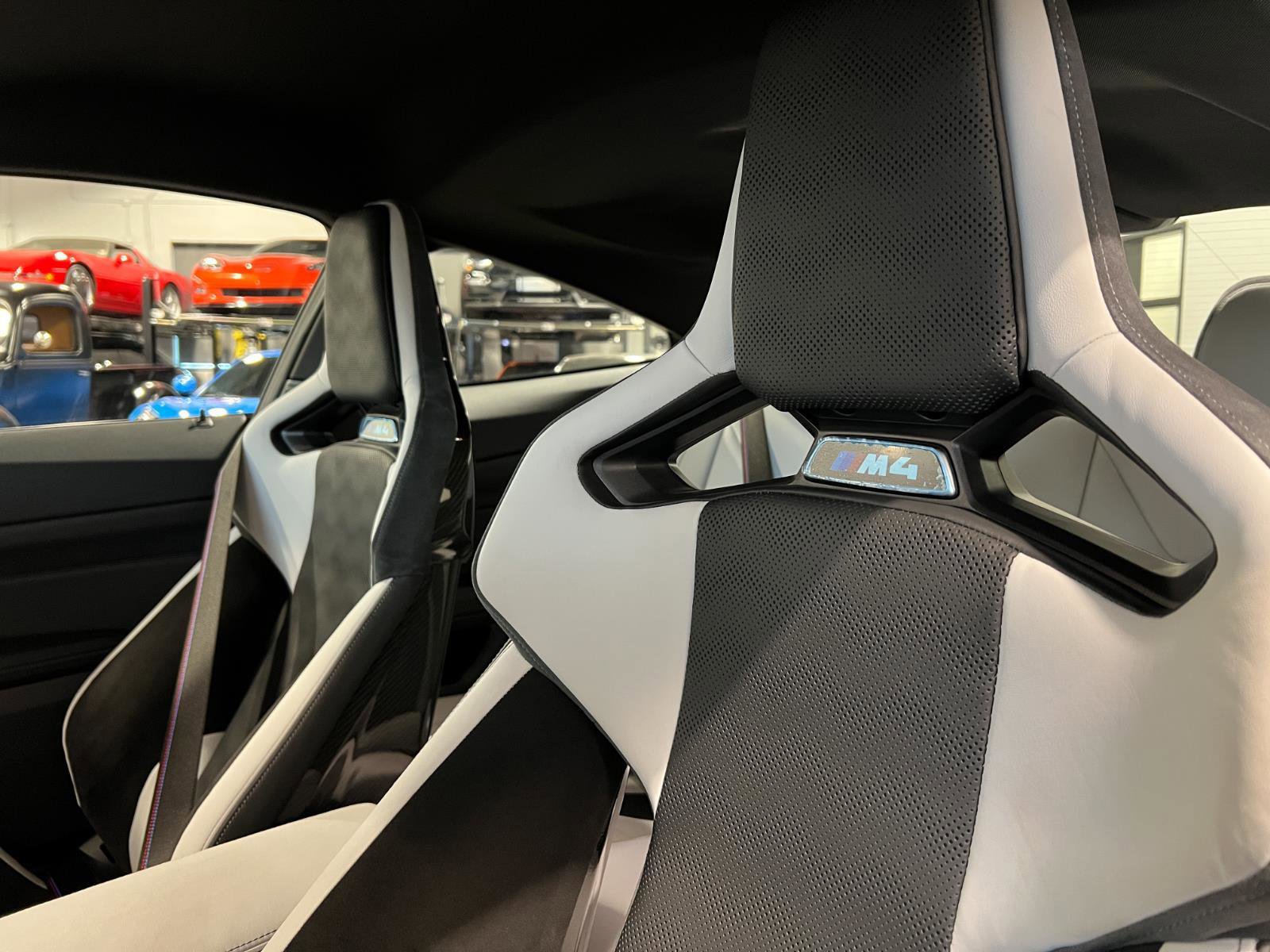 Used 2024 BMW M4 Coupe w/ M Carbon Exterior Package image 11