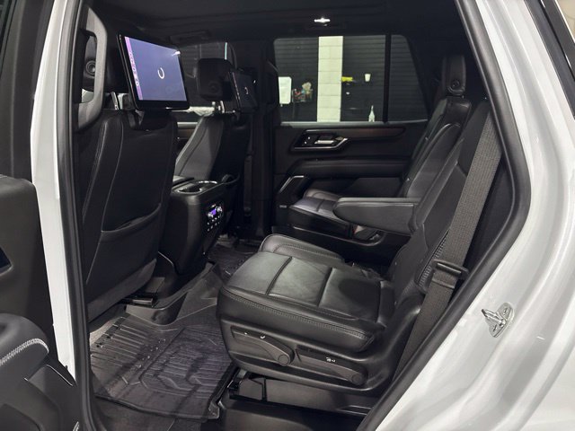 Used 2026 GMC Yukon Denali w/ Advanced Technology Package AWD/4WD image 17