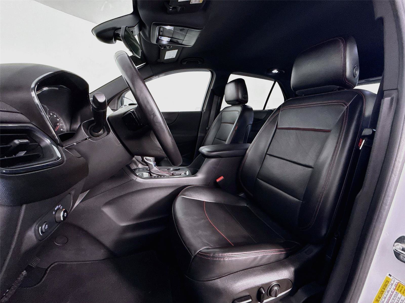 Used 2022 Chevrolet Equinox RS w/ RS Leather Package AWD/4WD image 23