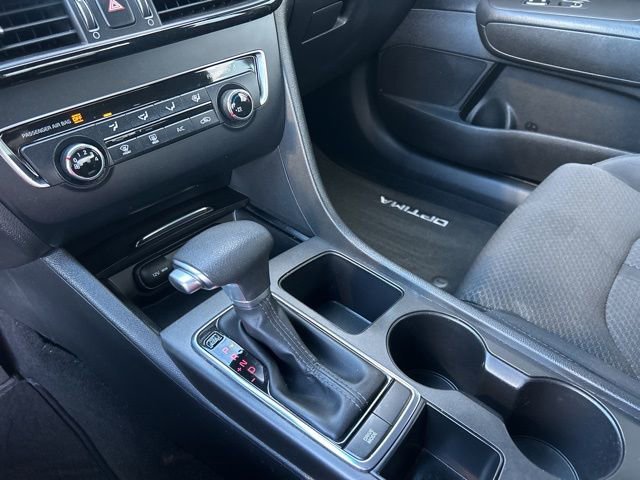 Used 2017 Kia Optima LX FWD image 19