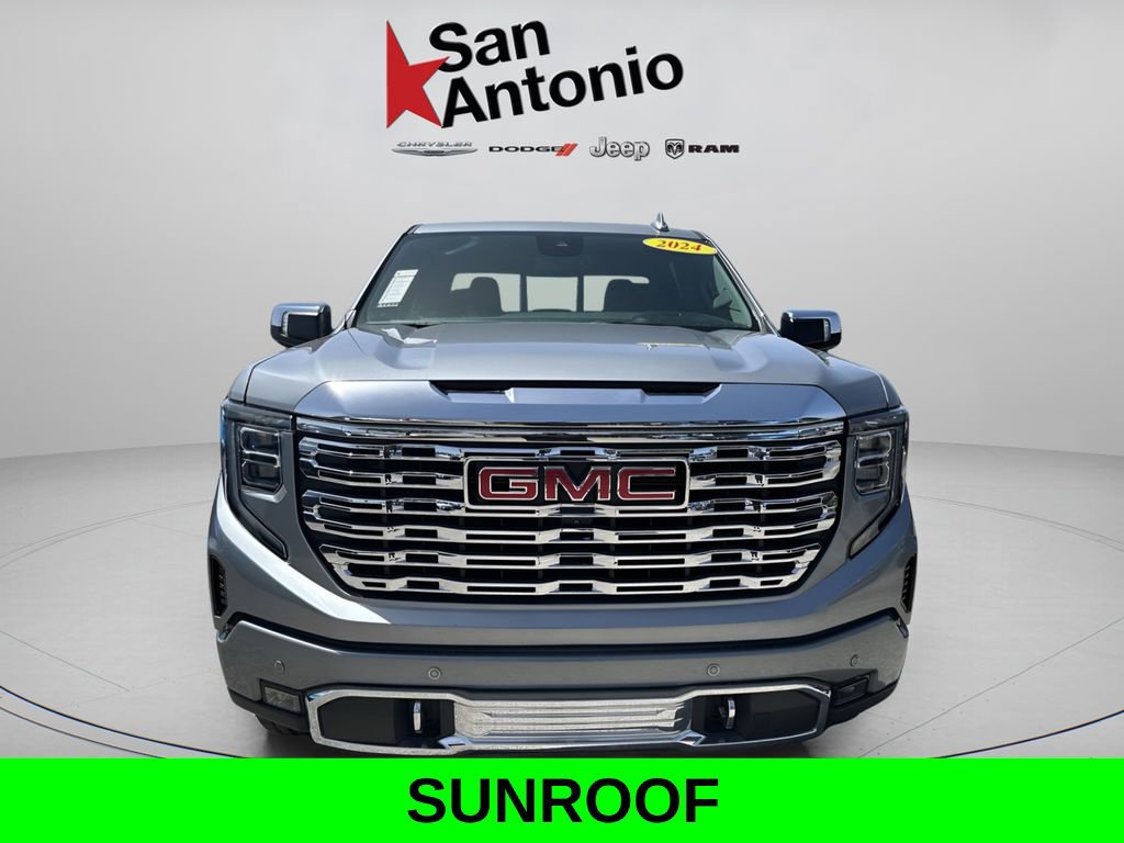 Used 2024 GMC Sierra 1500 Denali AWD/4WD image 4