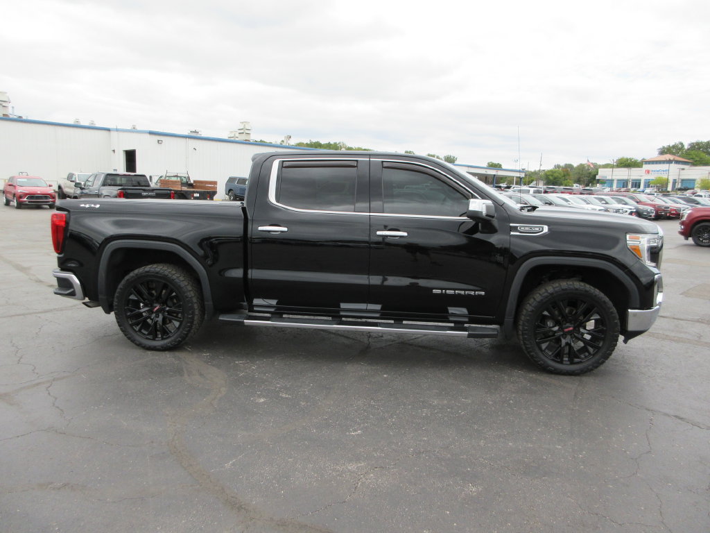 Used 2022 GMC Sierra 1500 SLT w/ SLT Premium Package AWD/4WD image 5