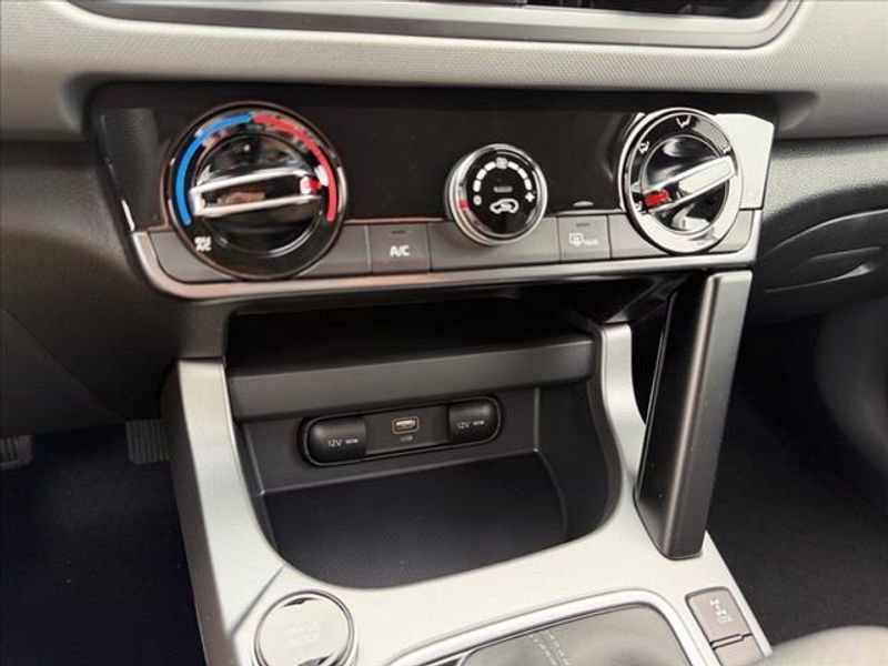 New 2026 Kia Seltos LX image 22