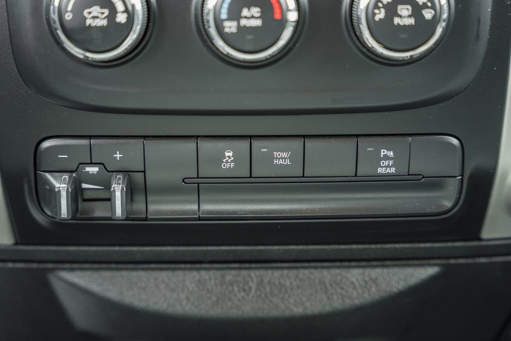 Used 2019 RAM 1500 Classic Warlock image 33