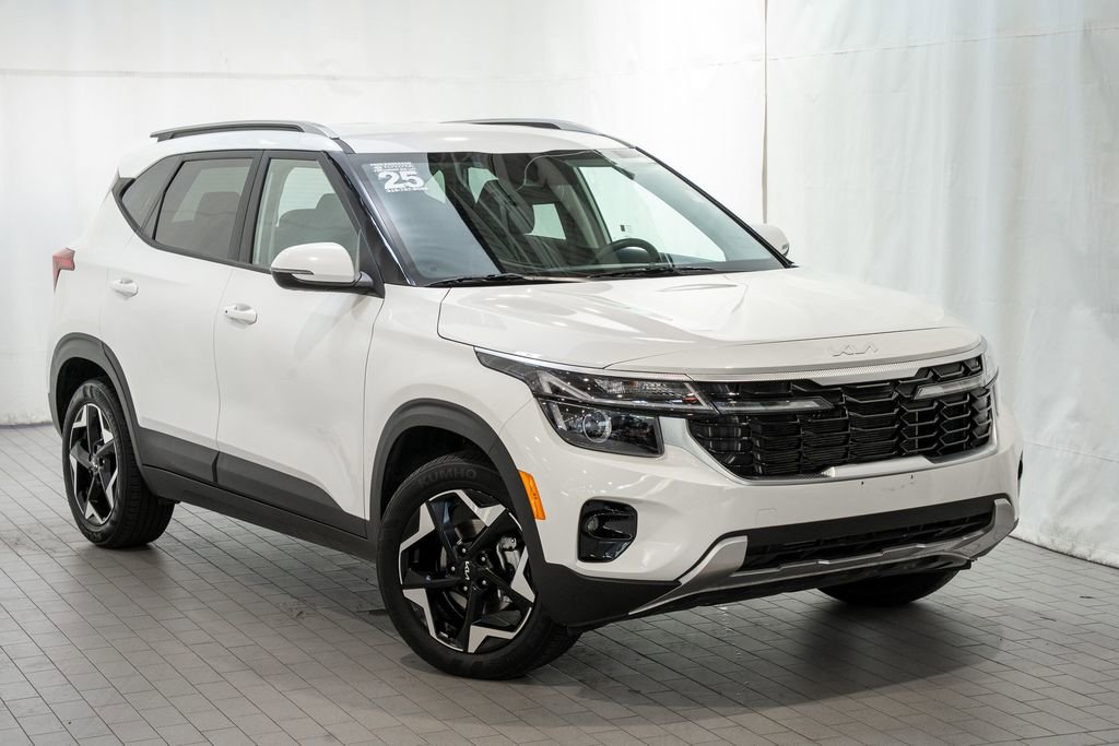 Used 2025 Kia Seltos S image 1