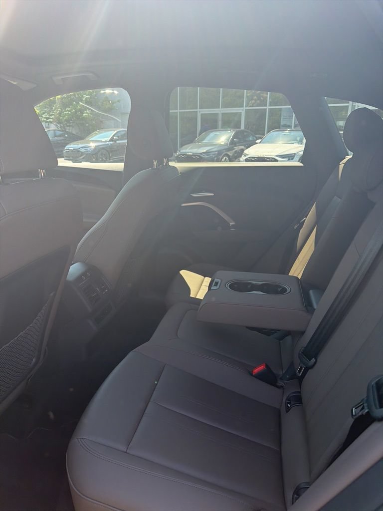 Certified 2025 Audi Q5 Premium w/ Convenience Package AWD/4WD image 13