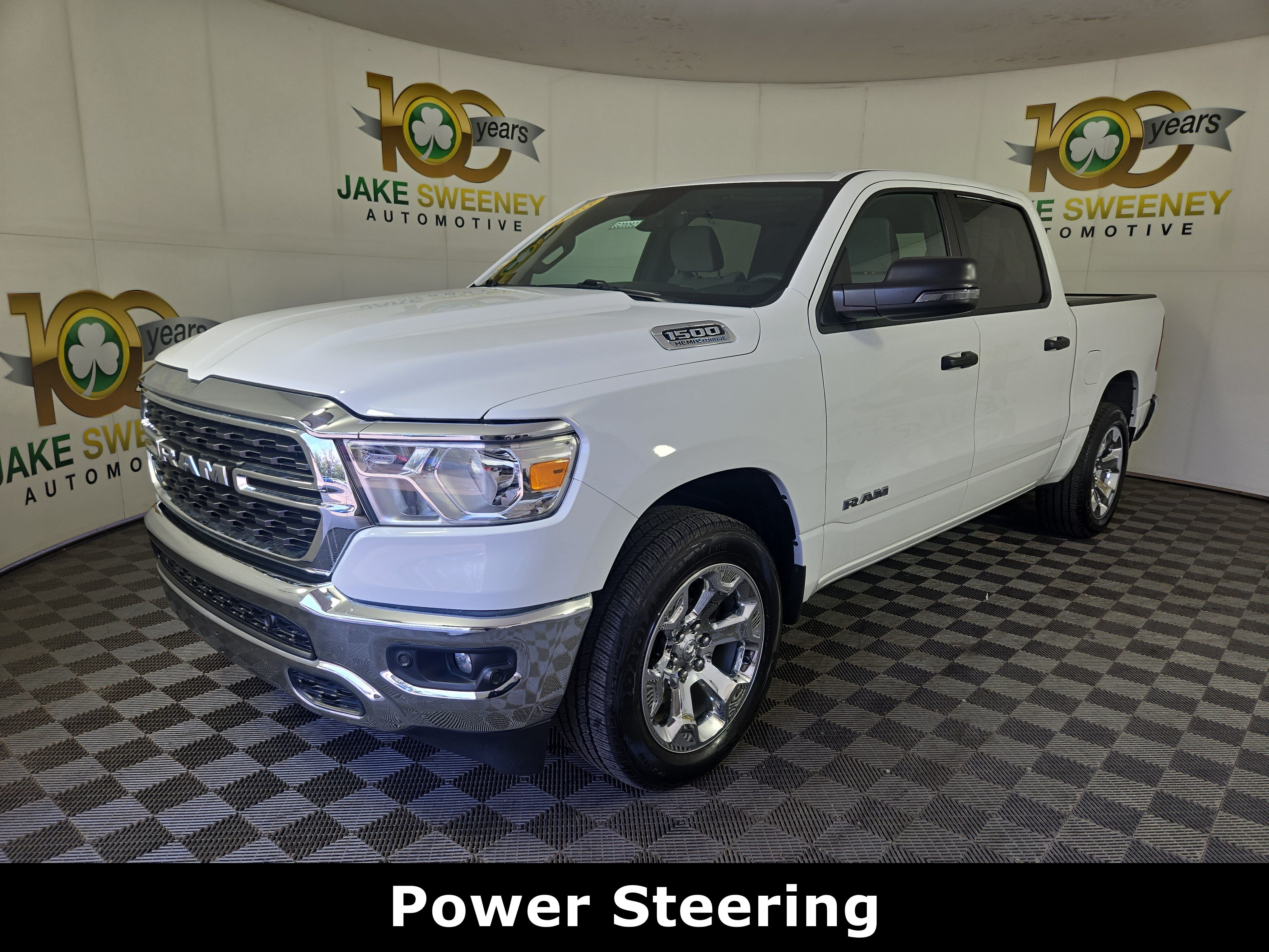 Used 2023 RAM 1500 Big Horn AWD/4WD image 3