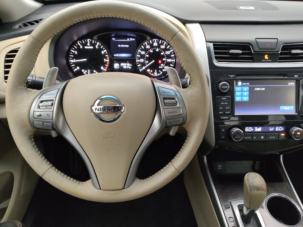 Used 2015 Nissan Altima 3.5 SL FWD image 22