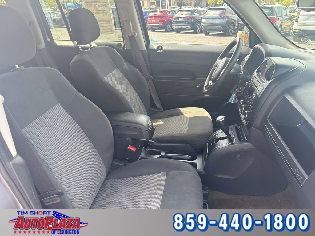 Used 2017 Jeep Patriot Sport image 27