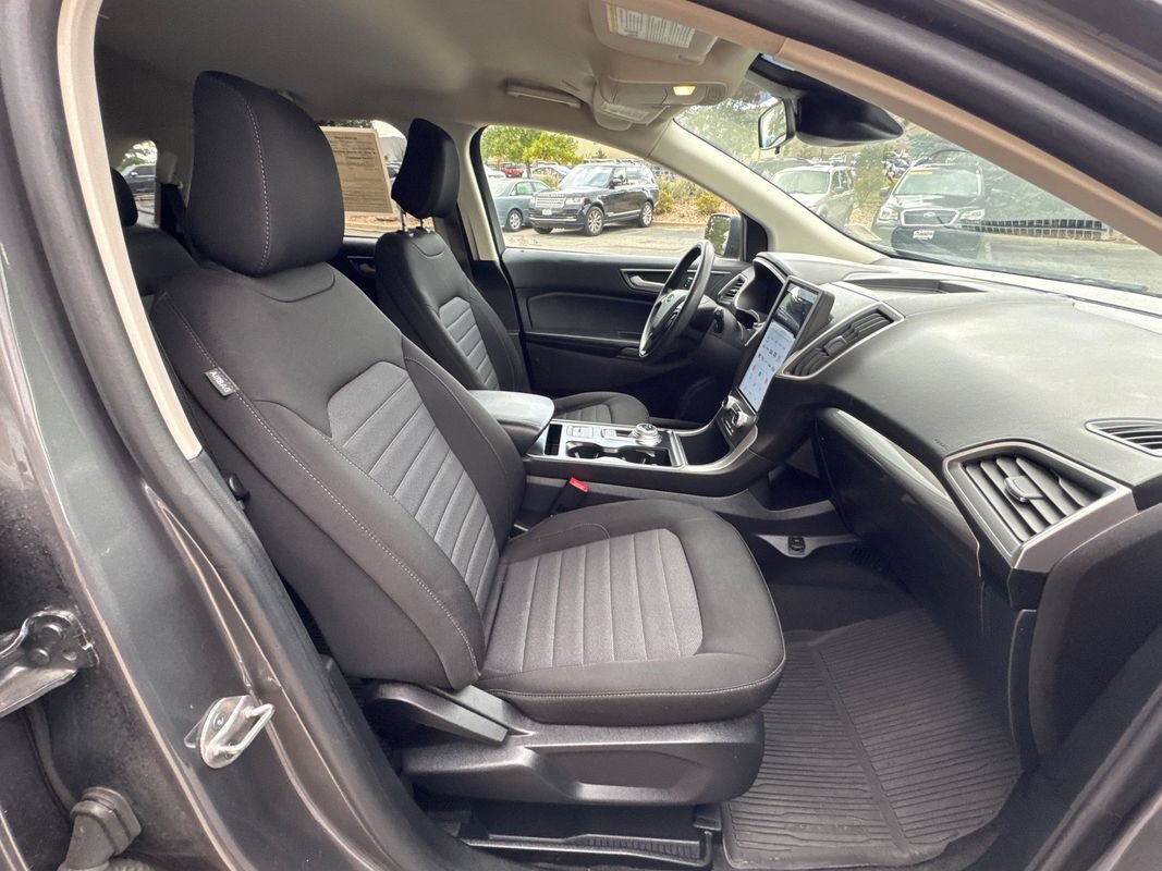 Used 2021 Ford Edge SE AWD/4WD image 16