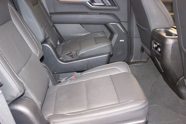 Used 2025 GMC Yukon Denali image 12