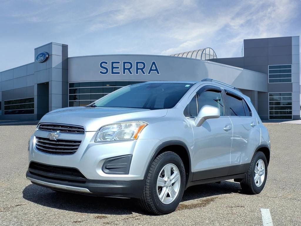 Used 2016 Chevrolet Trax LT w/ LT Convenience Package image 1