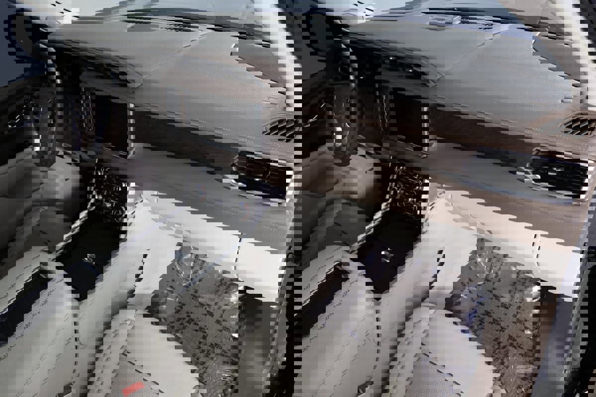 Used 2022 GMC Yukon Denali image 39