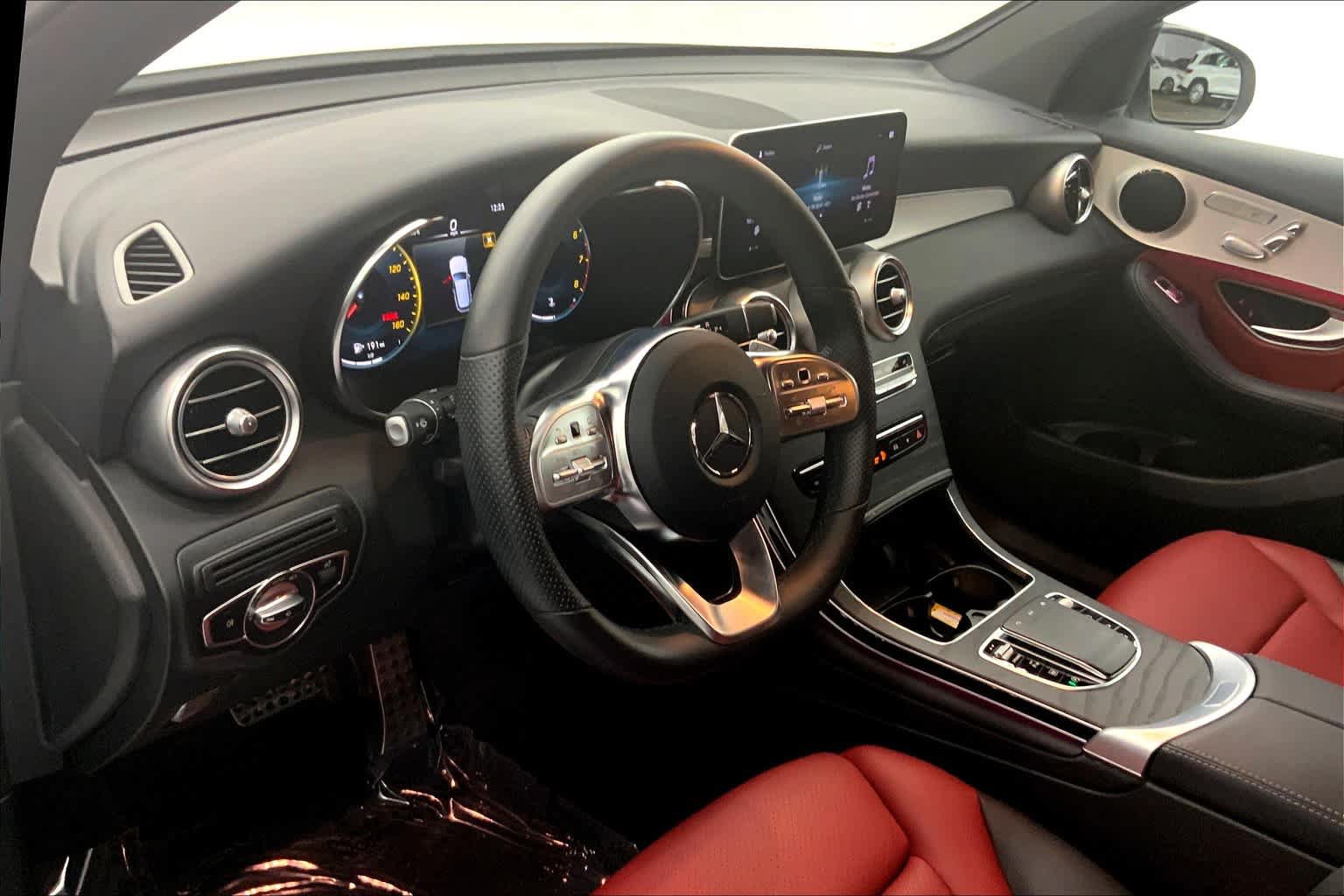 Used 2022 Mercedes-Benz GLC 300 image 15