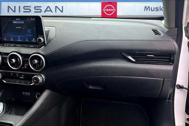 Used 2023 Nissan Sentra SV FWD image 23