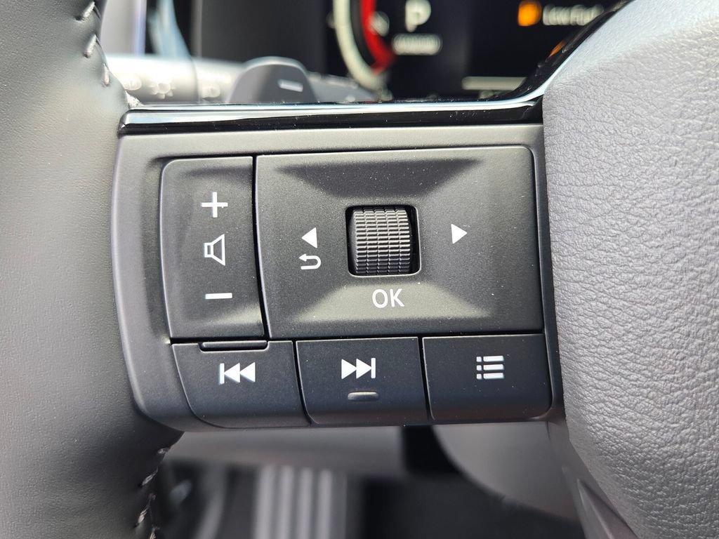New 2026 Nissan Pathfinder SL FWD image 23