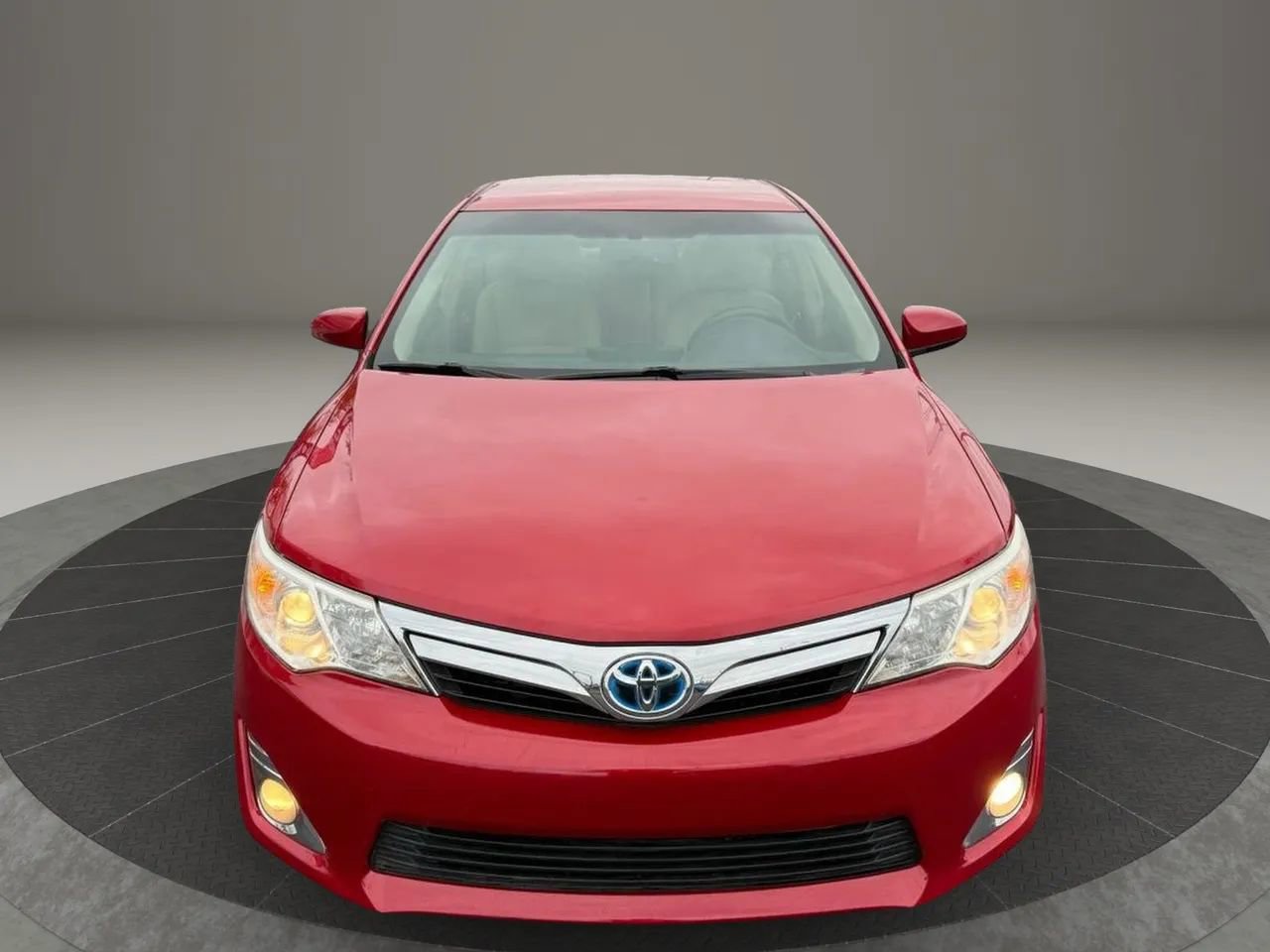 Used 2014 Toyota Camry XLE FWD image 5