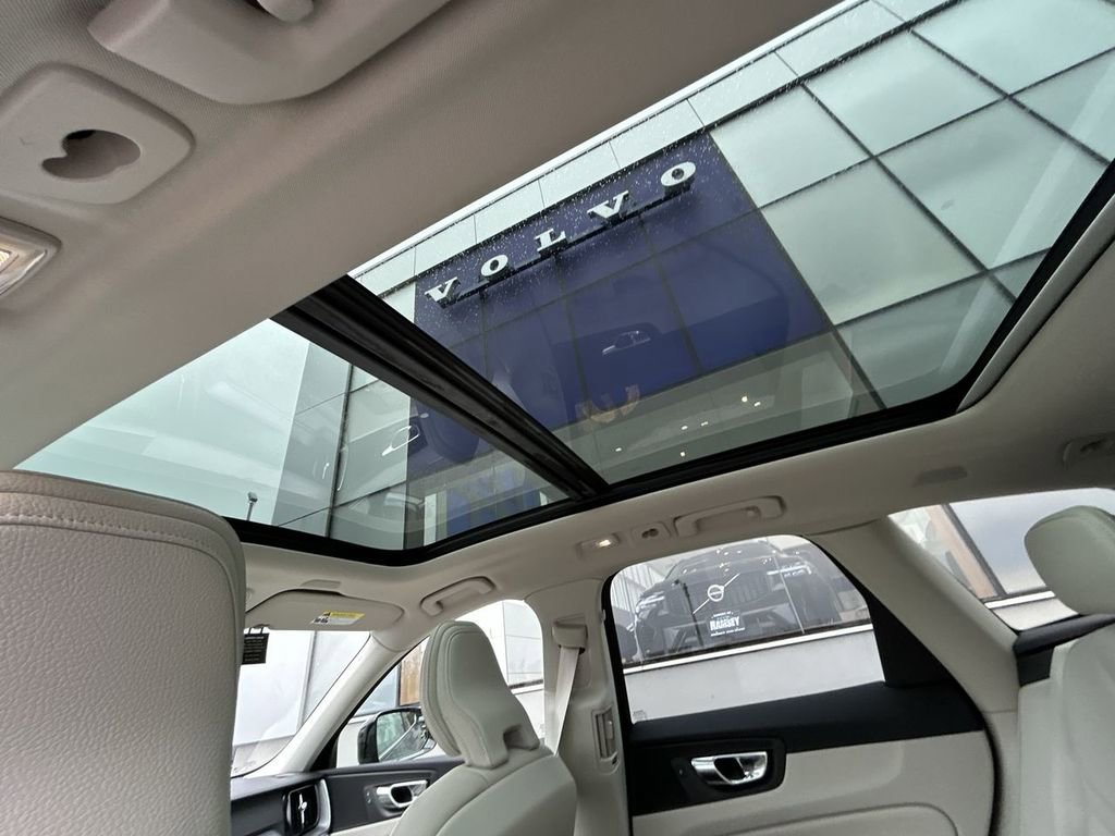 New 2025 Volvo XC60 T8 Core w/ Protection Package Premier image 14