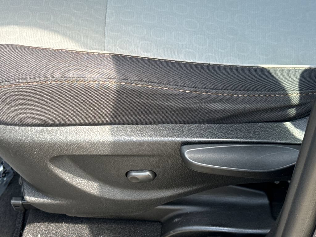 Used 2019 Chevrolet Trax LS FWD image 23