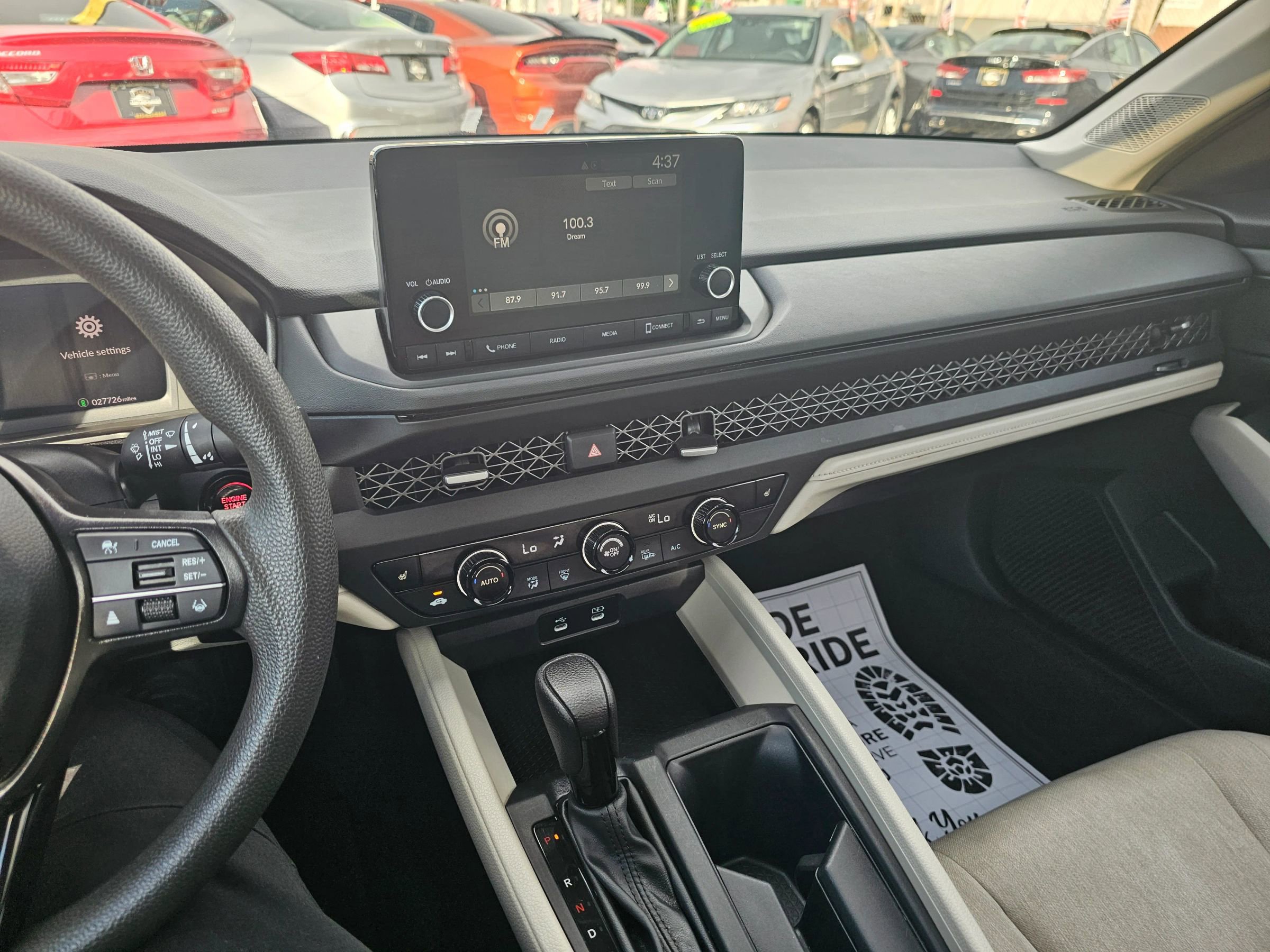 Used 2023 Honda Accord EX image 24