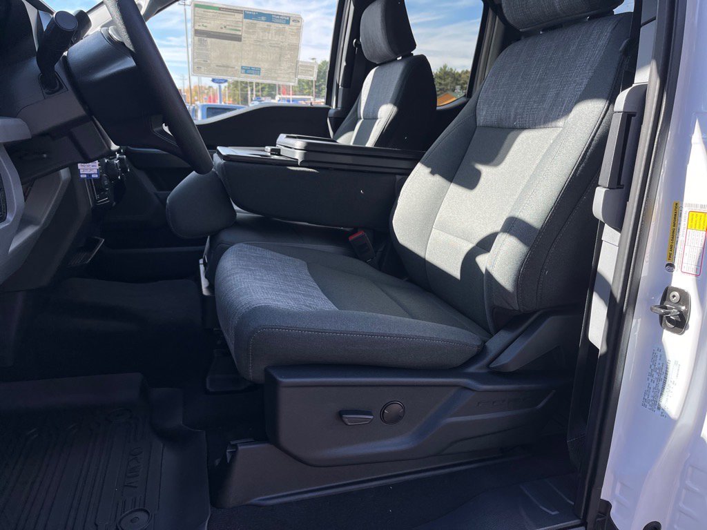 New 2026 Ford F350 XLT w/ 360-Degree Camera Package image 13
