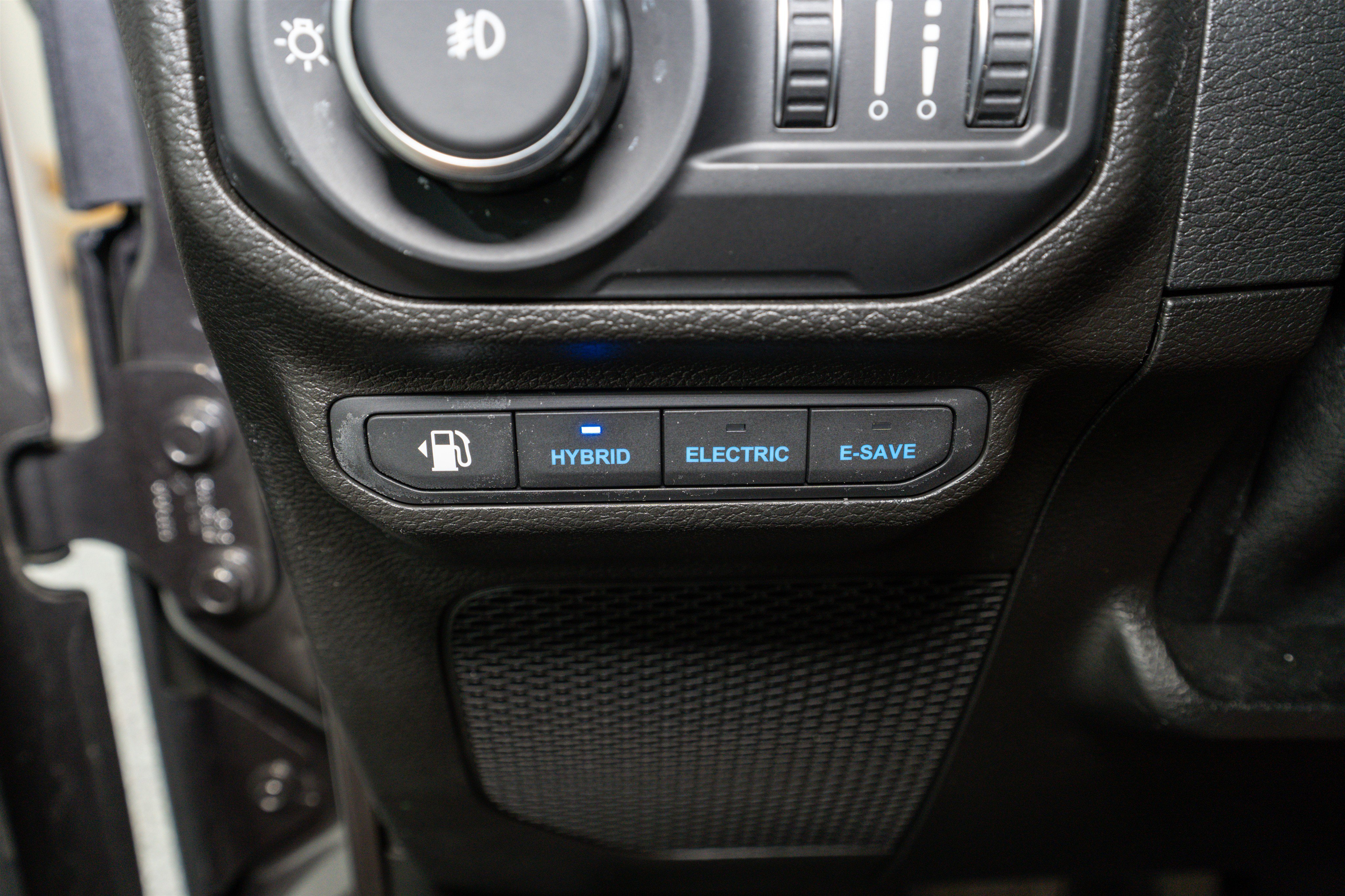 Used 2021 Jeep Wrangler Unlimited Sahara w/ Cold Weather Group image 30