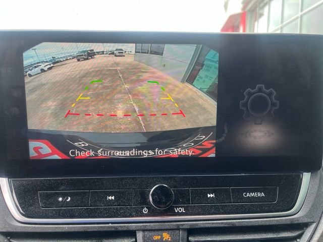 Used 2024 Nissan Altima 2.5 SV w/ SV Premium Package FWD image 16