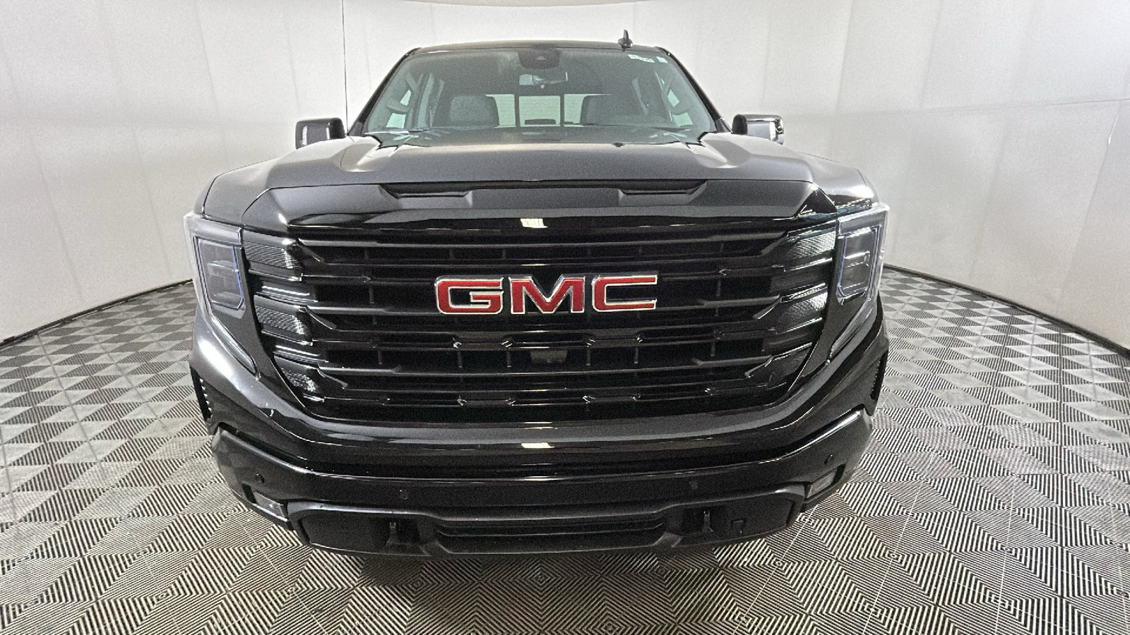 New 2026 GMC Sierra 1500 Elevation w/ Elevation Premium Package AWD/4WD image 9