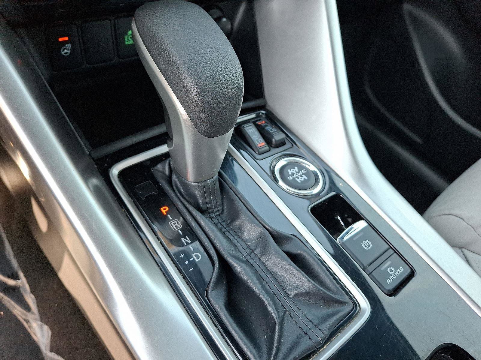 Used 2022 Mitsubishi Eclipse Cross SEL image 14