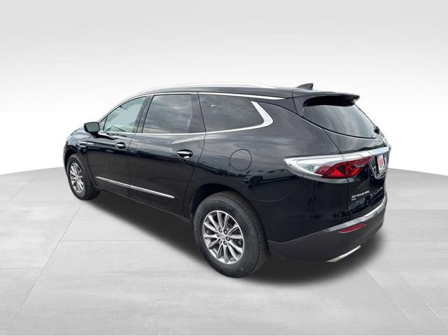 Used 2024 Buick Enclave Essence AWD/4WD image 7