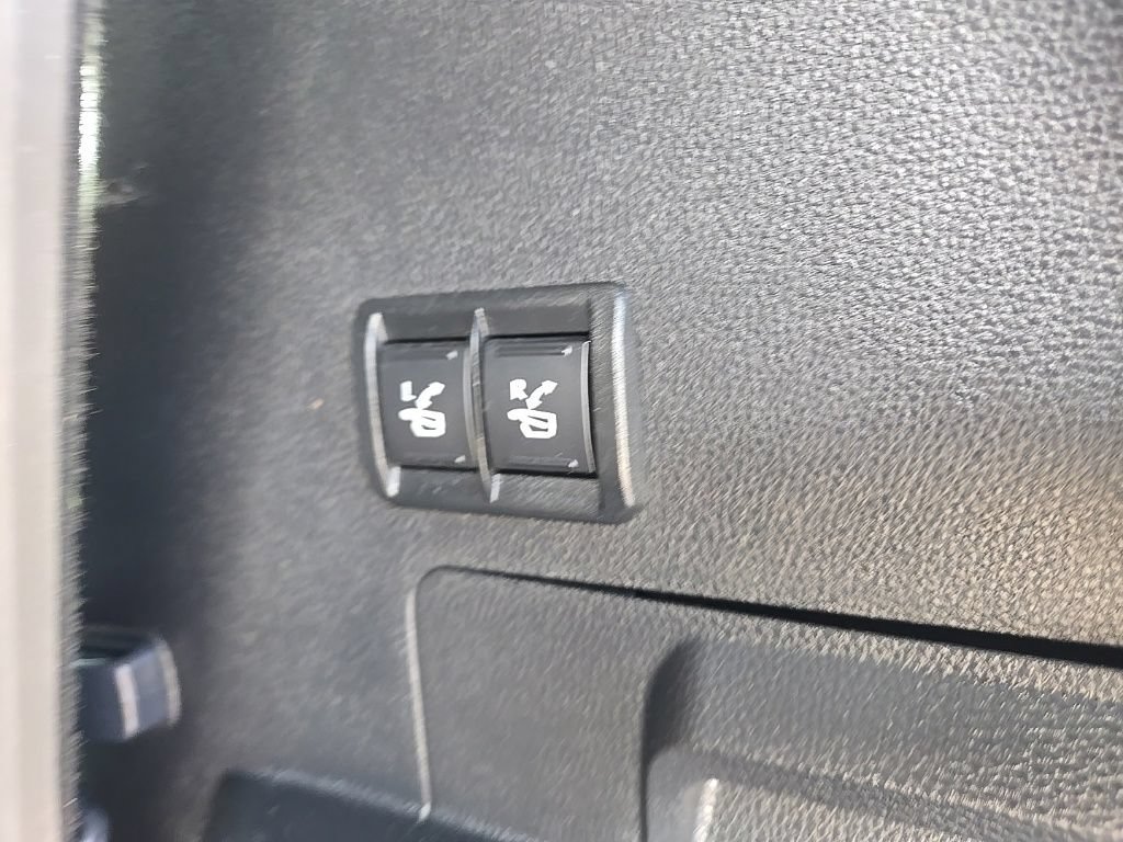 Used 2023 Toyota Sequoia Limited AWD/4WD image 50