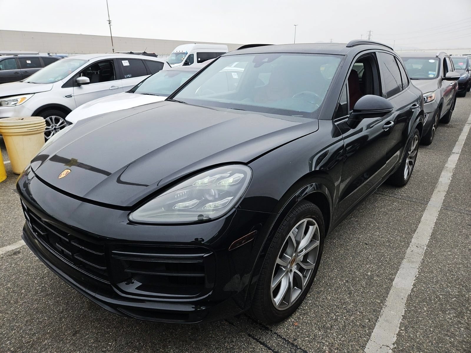 Used 2019 Porsche Cayenne Turbo AWD/4WD image 2
