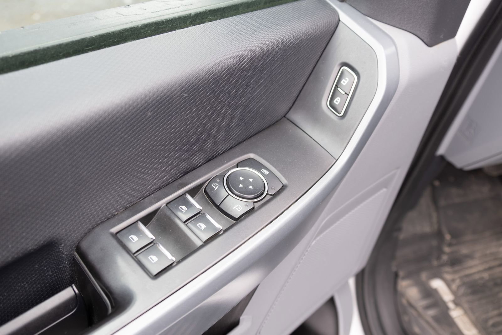 Used 2023 Ford F150 XLT AWD/4WD image 12