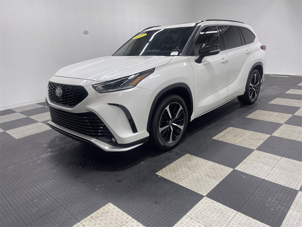 Used 2021 Toyota Highlander XSE
