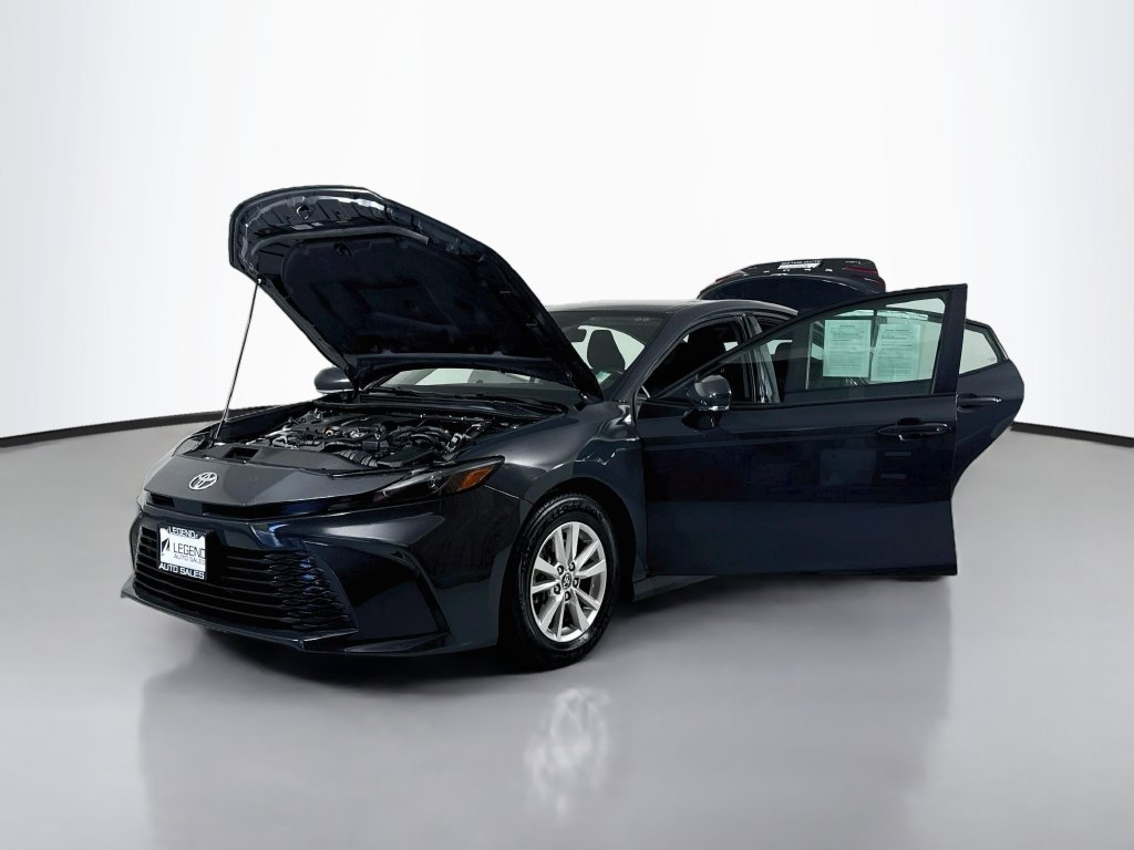 Used 2025 Toyota Camry LE w/ Convenience Package FWD image 23