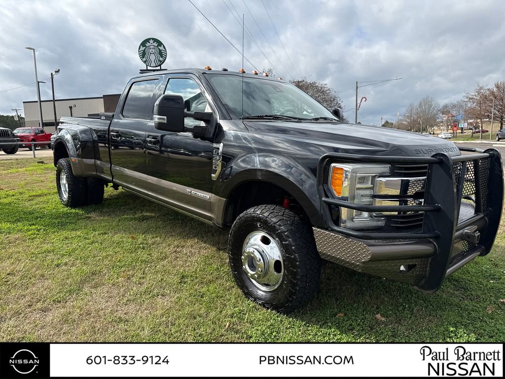 Used 2017 Ford F350 King Ranch w/ King Ranch Ultimate Package image 5