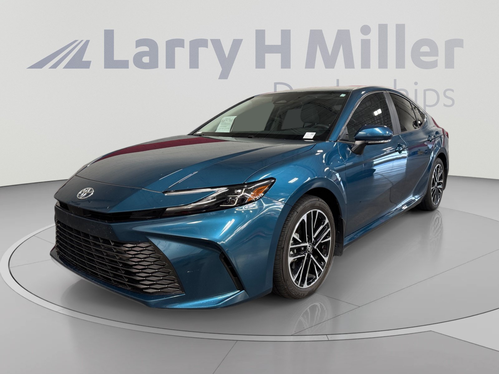 Certified 2026 Toyota Camry XLE FWD image 1