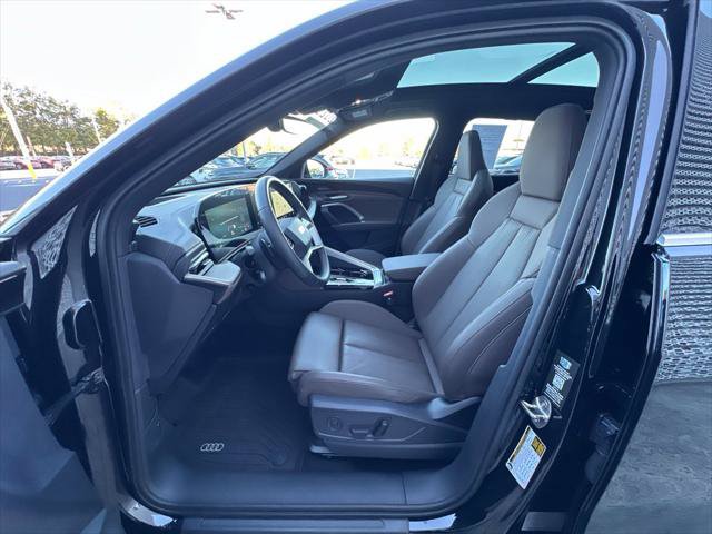 Certified 2025 Audi Q5 Premium w/ Premium Plus AWD/4WD image 7