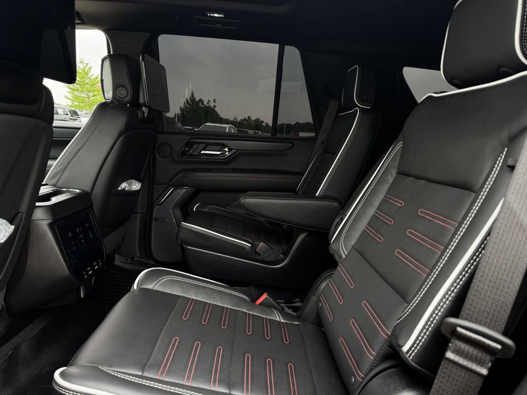 Used 2026 GMC Yukon AT4 Ultimate AWD/4WD image 29