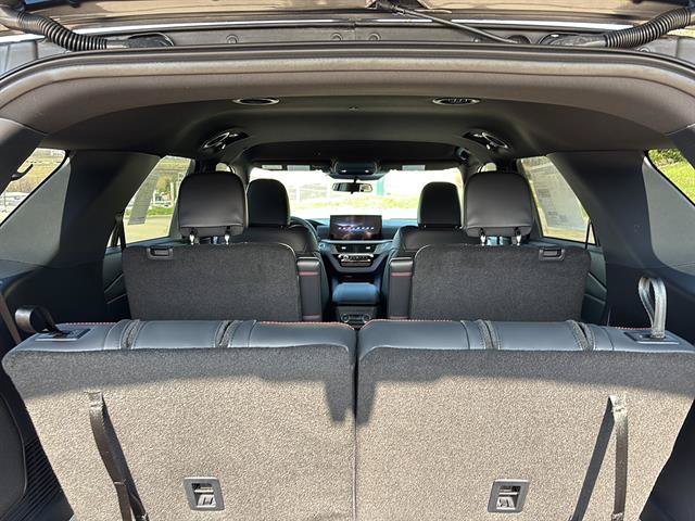 New 2026 Ford Explorer ST-Line AWD/4WD image 15