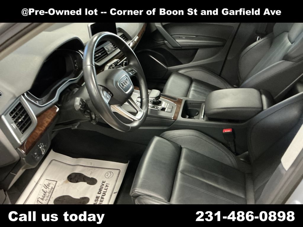 Used 2020 Audi Q5 2.0T Premium Plus w/ Premium Plus Package AWD/4WD image 14