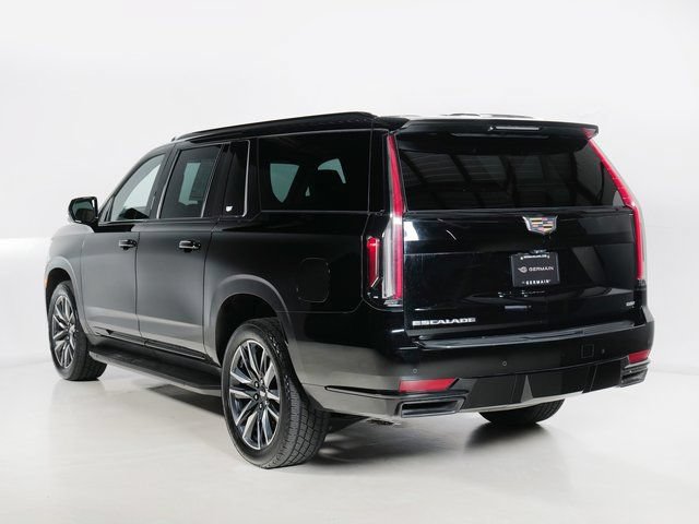 Used 2023 Cadillac Escalade ESV Sport AWD/4WD image 34