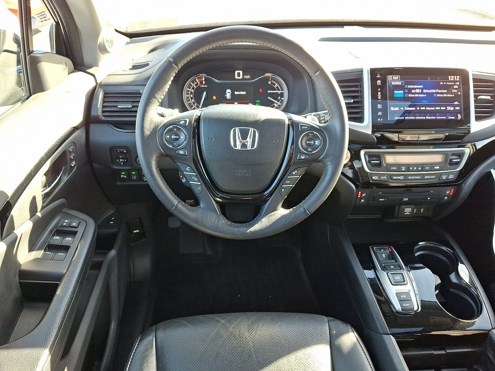 Used 2018 Honda Pilot Elite image 12