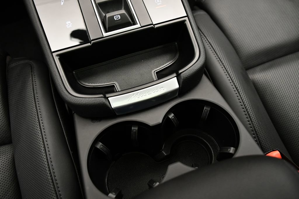 Used 2024 Porsche Macan S image 35