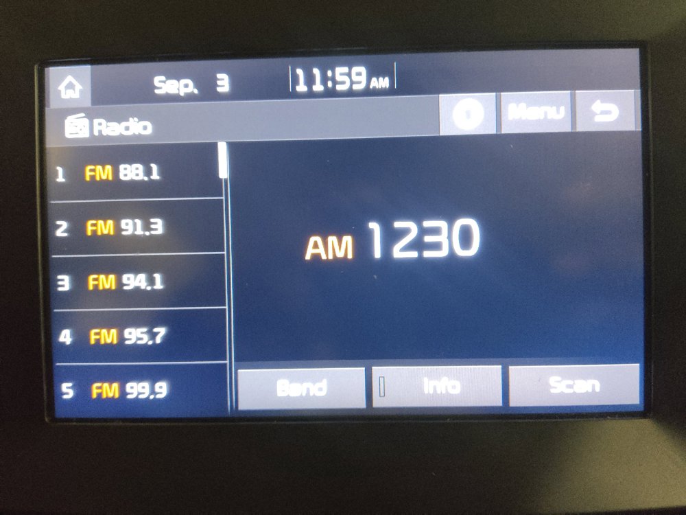 Used 2018 Kia Soul + FWD image 25