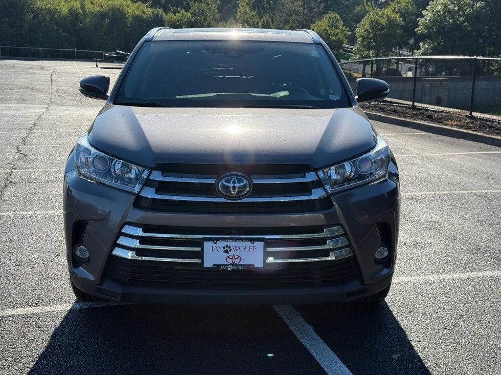 Used 2019 Toyota Highlander Limited Platinum image 11