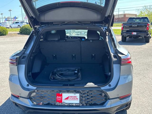 Used 2026 Chevrolet Equinox EV RS FWD image 13