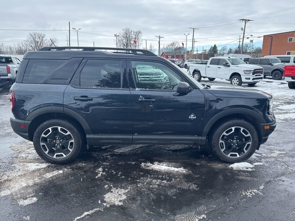 Certified 2022 Ford Bronco Sport Outer Banks w/ Tech Package image 2